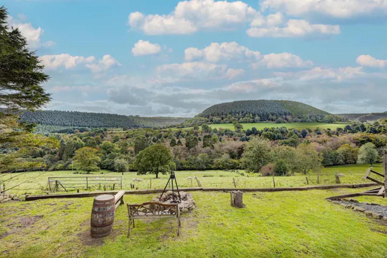 2 X Double Bed Glamping Wagon In Dalby Forest Scarborough Extérieur photo